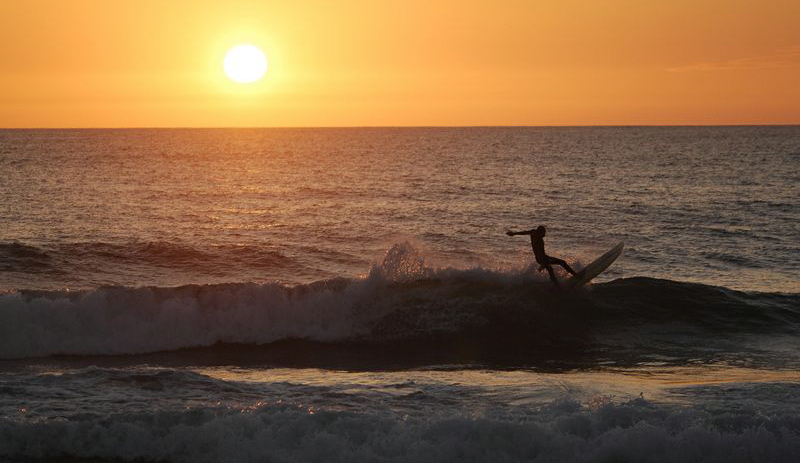 Endless summer. Photo: <a href=\"https://www.paulcretinonphotography.com/\">Paul Crétinon</a>